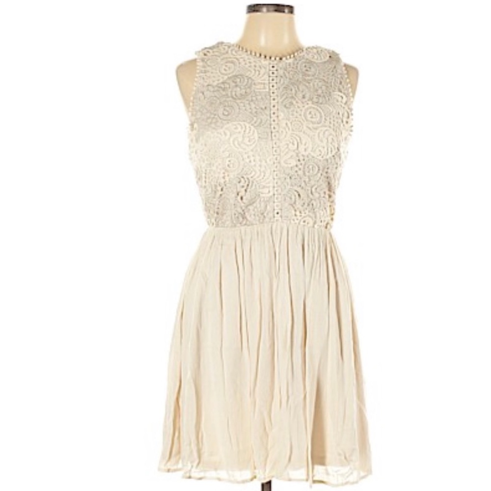 Francesca’s Alya Cream Dress